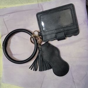 Wristlet key holder